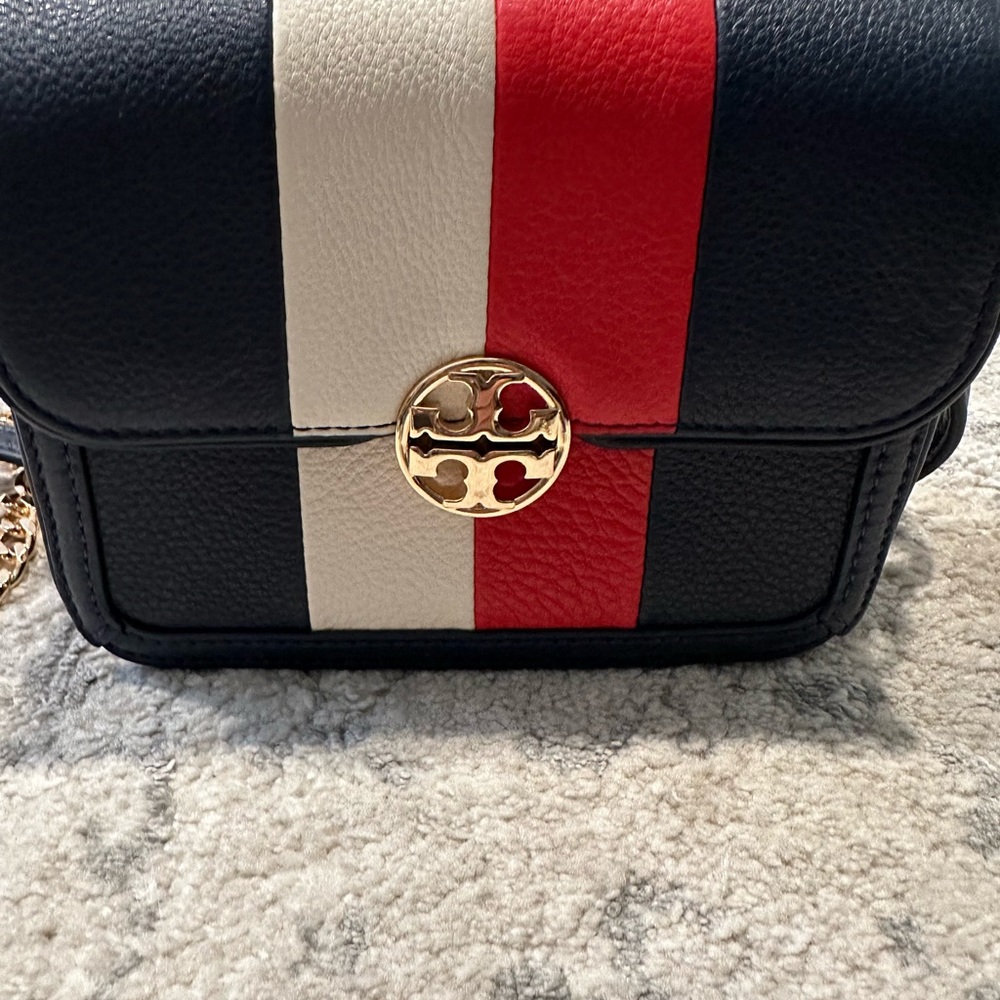 New with tag Authentic Tory BurchDuet Chain Stripe Micro Leather Shoulder Bag.
